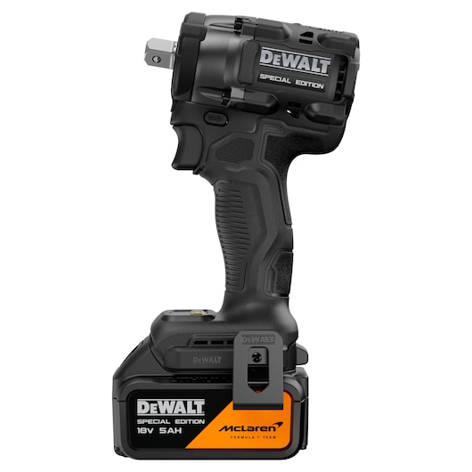 DEWALT tool, photography category, SKUs DCF92MP2T-QW, DCF92MP2T. Special Edition McLaren, 18V 5AH battery.