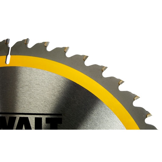 Close-up of a circular saw blade with yellow accent and sharp teeth on the edge.