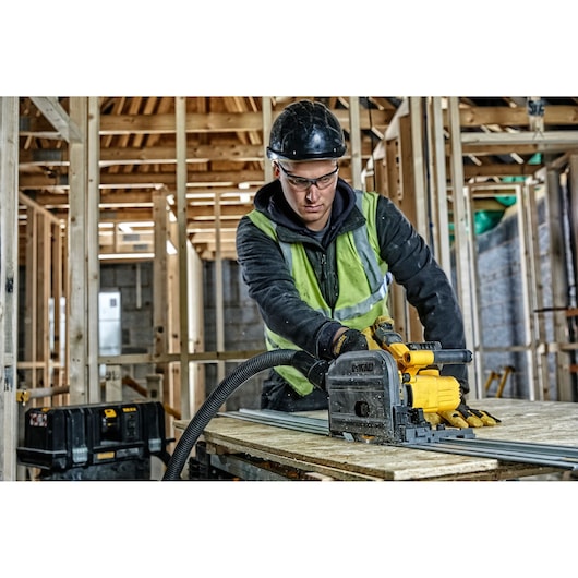 Ponorná píla 54 V XR FLEXVOLT 165 mm – základná jednotka
